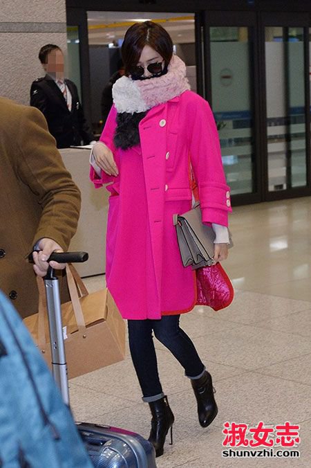 少女时代2015冬季街拍 示范各种外套搭配 少女时代机场照2015