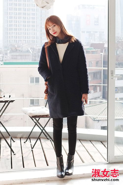 韩国女生冬天穿衣打扮 大衣配毛衣最美 韩国女生冬天穿什么