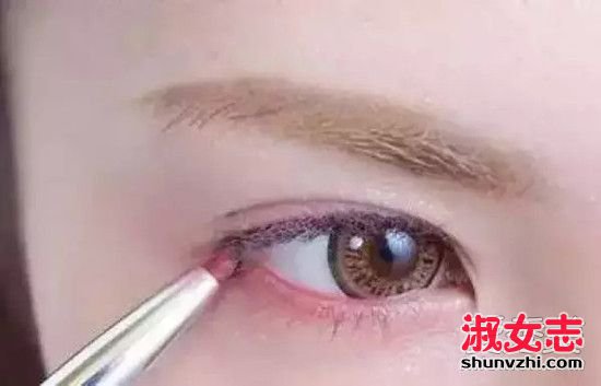 2017流行的眼妆 2017流行的心机开口妆和兔子眼妆画法步骤
