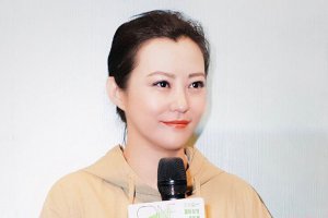 郝蕾承认离婚 与二婚老公刘烨离婚